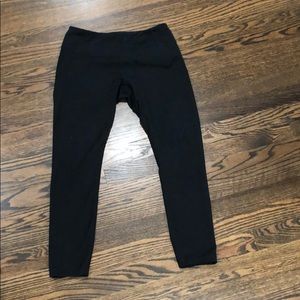 Black cropped leggings